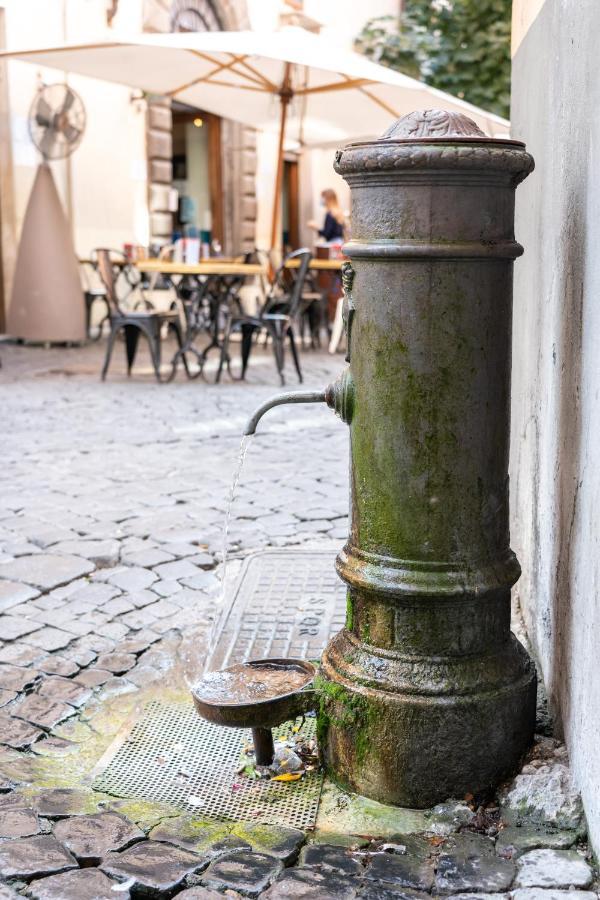 Navona "The Corner" Apartment Rome Exterior photo